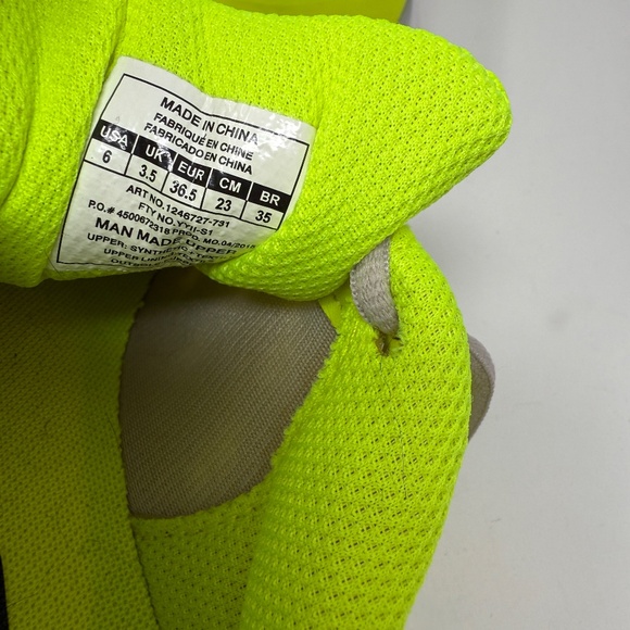 Under Armour Women's Micro G II Pulse Low Top Running Athletic Sneakers Neon 6 - Picture 5 of 5